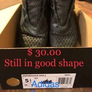 Adidas alphabounce size 5.5 $30 laces included.
